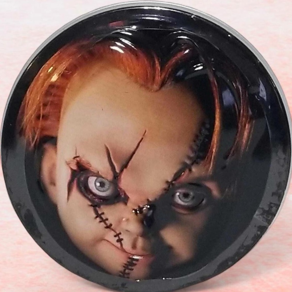 NEW Universal Studios Curse of Chucky Sour Cherry Candy Knifes in Collectors Tin